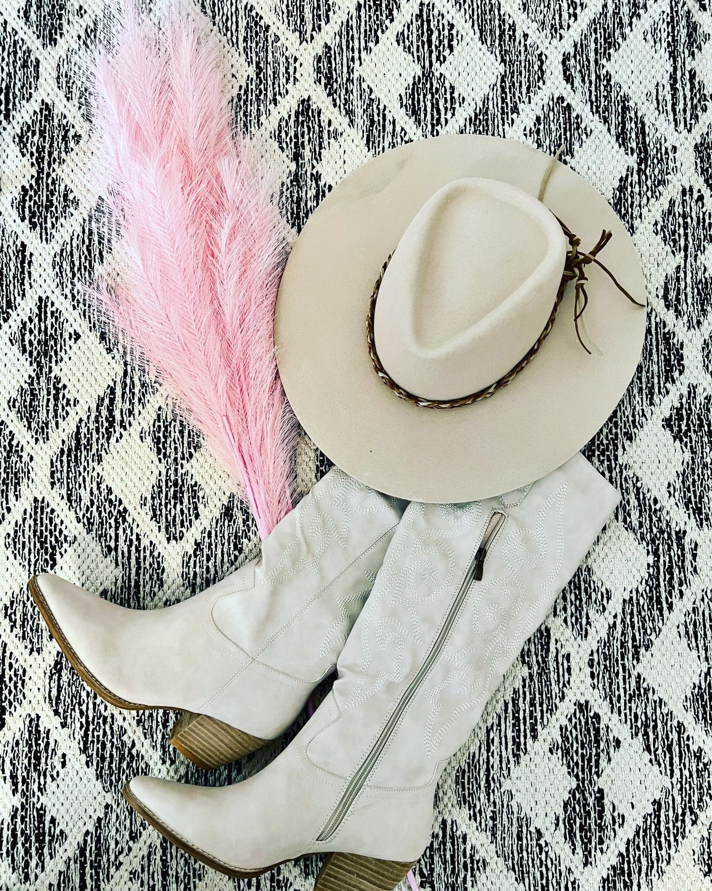 Beatrice Western Stitched Boot - the friday collective
