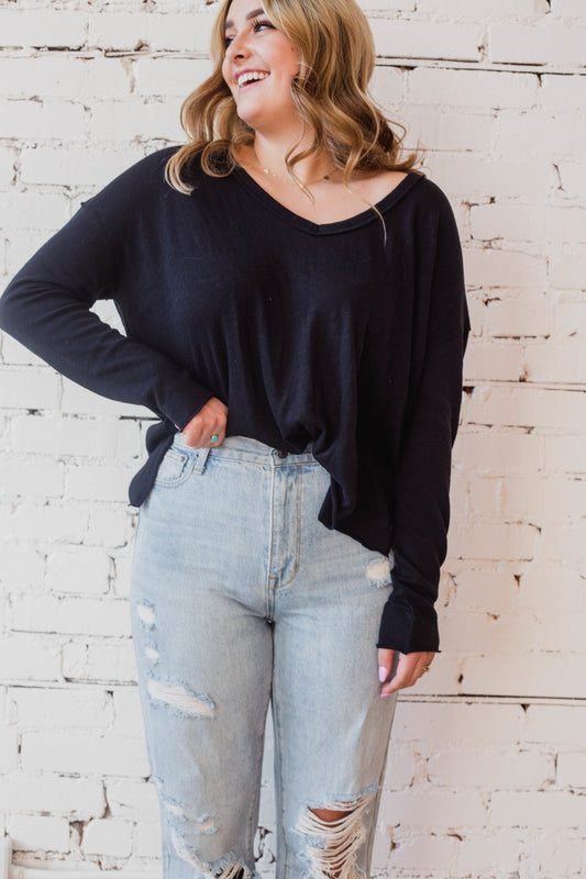 Mae Textured Relaxed V Neck - Project Social T - the friday collective