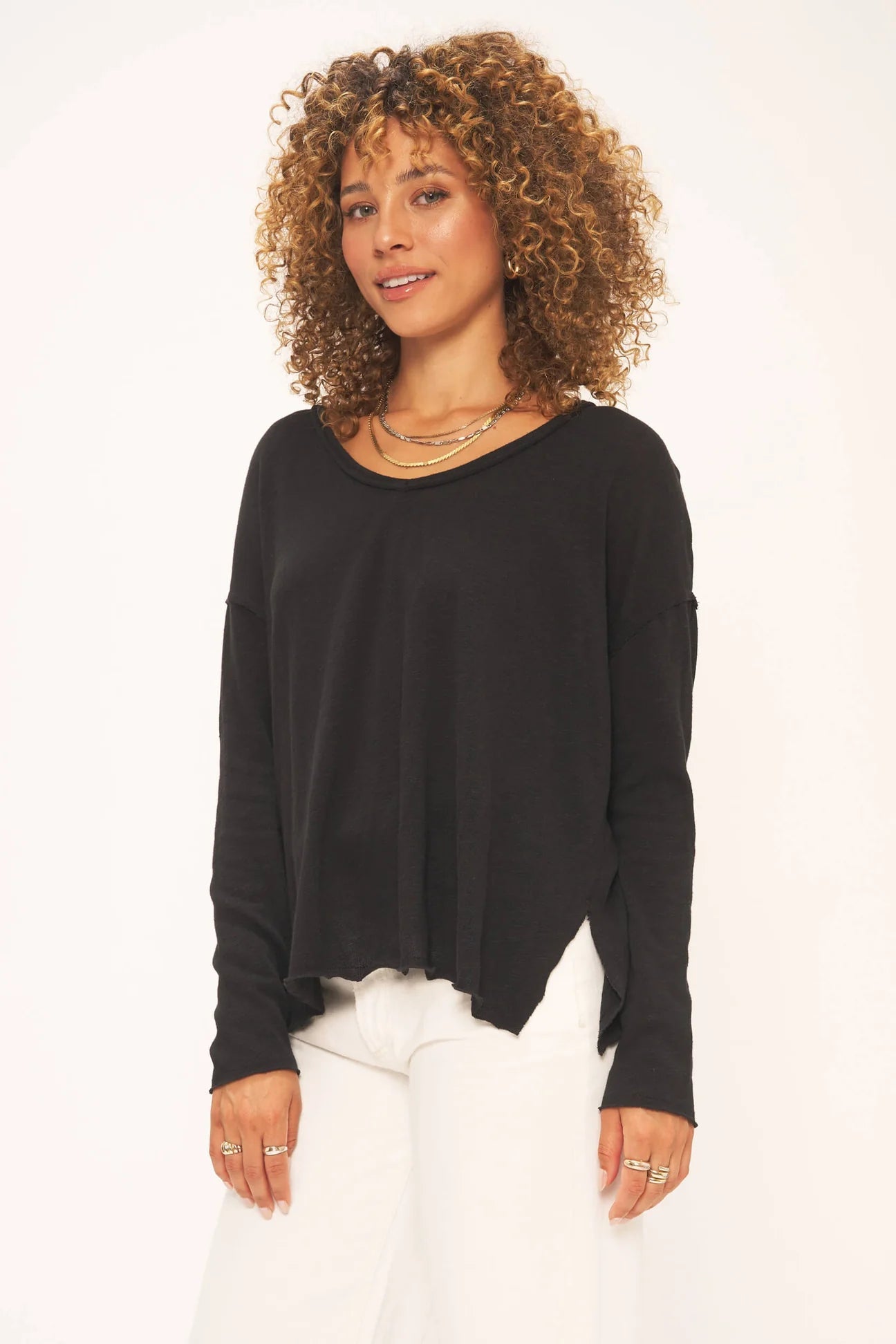 Mae Textured Relaxed V Neck - Project Social T - the friday collective