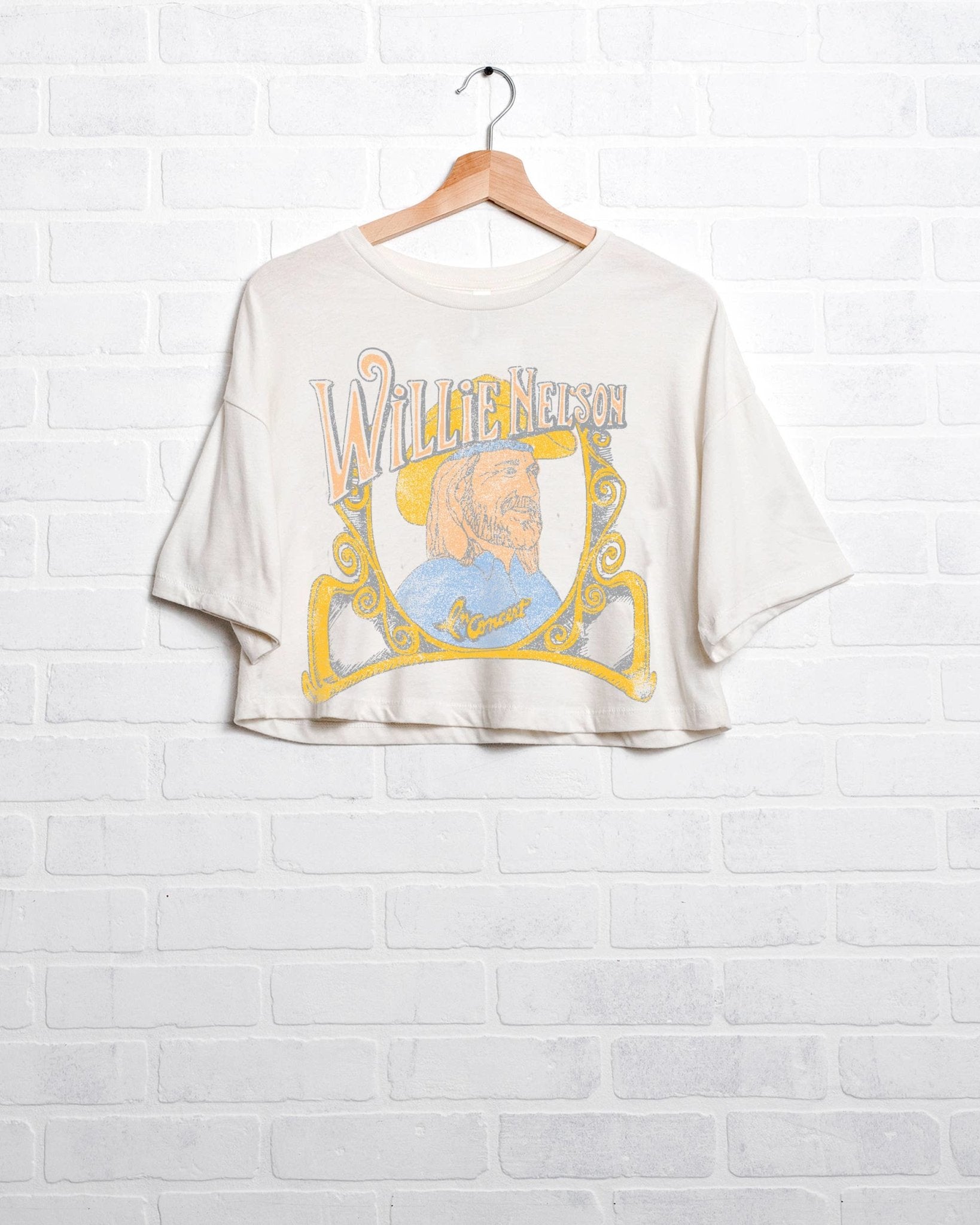 Willie Nelson In Concert Off White Cropped Tee - LivyLu - the friday collective